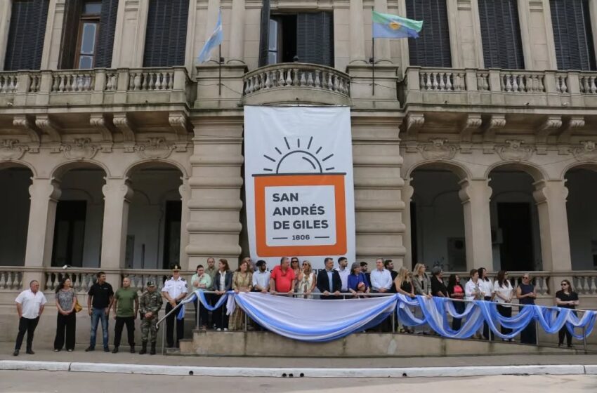  SE REALIZO EL DESFILE CIVIL